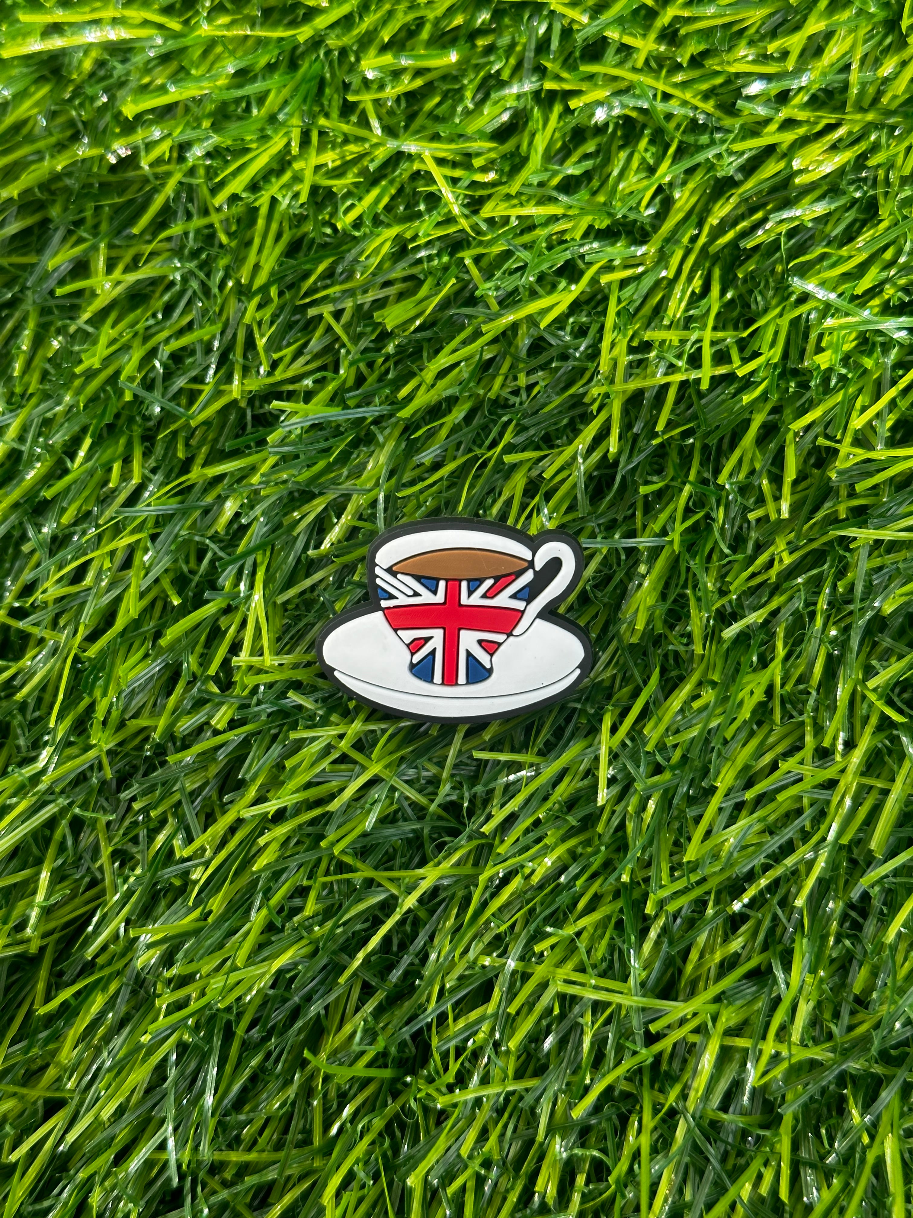 Union Jack tea shoe charm